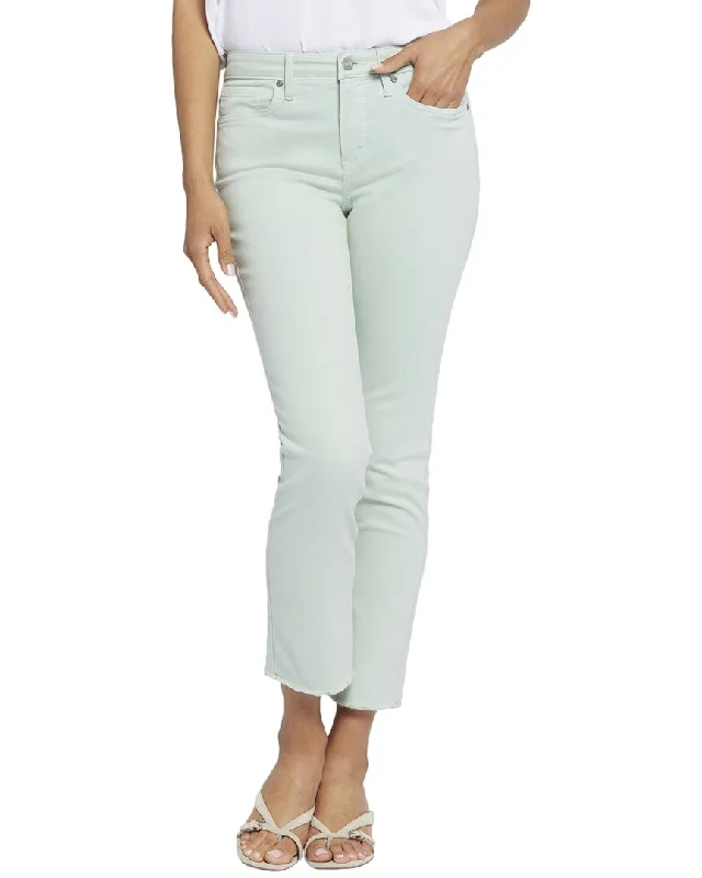 Denim tight trousers for women with skinny fit and timeless blue wash -NYDJ Sheri Fantasy Dream Ankle Crop Jean