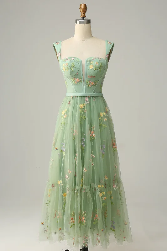 Resort Dresses for Vacation -A Line Sweetheart Green Long Prom Dress with Embroidery