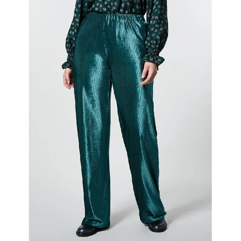 Tight trousers for women with decorative buttons and flattering silhouette for day wear -OSCO