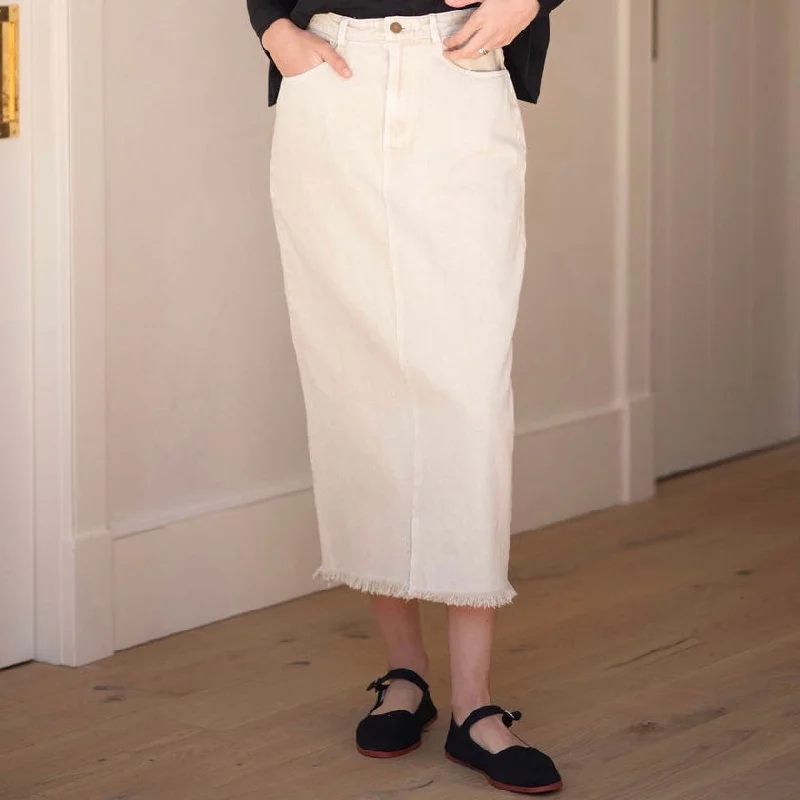 Pleated skirts with delicate pastel tones -Denim Pencil Skirt | Beige [Final Sale]