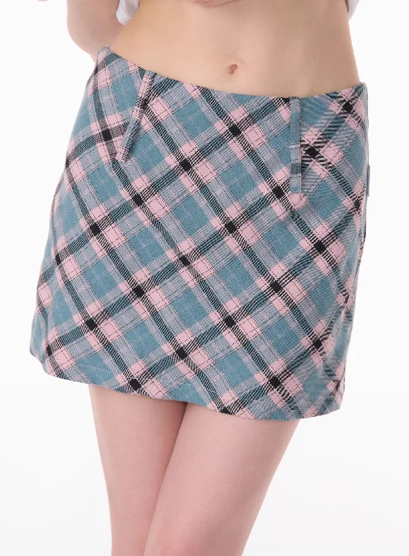 Patterned skirts with geometric print edge -Pastel Plaid Mini Skirt