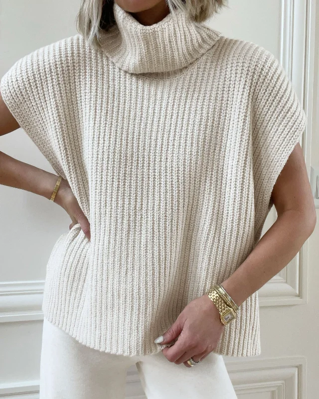 Mohair Sweaters for Soft Texture -Splendid x @Cellajaneblog Cowl Neck Sweater