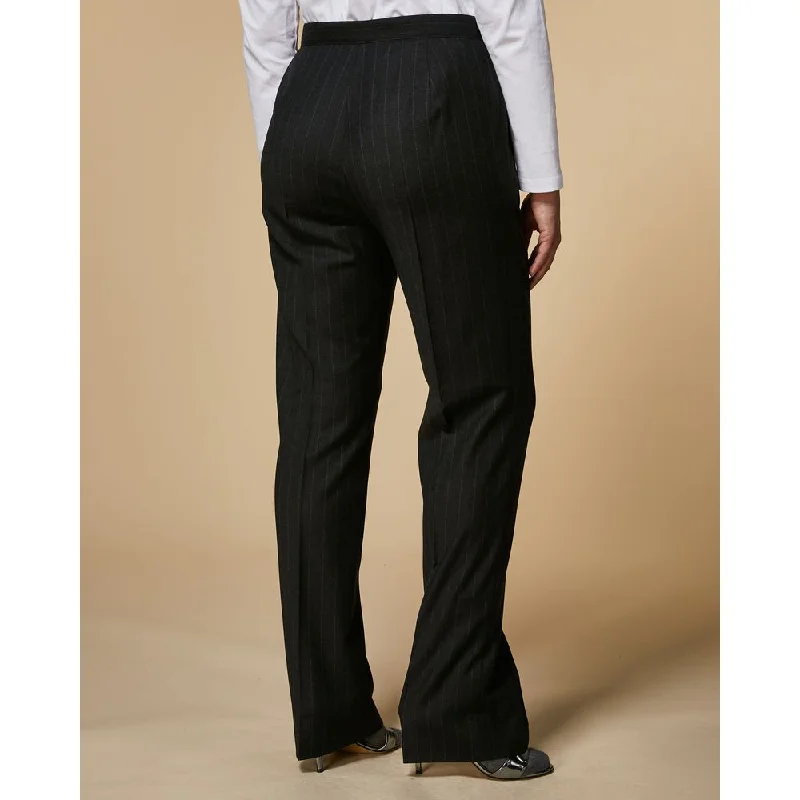 Tight fit trousers for women with ankle-length design and modern appeal -RIUNIONE