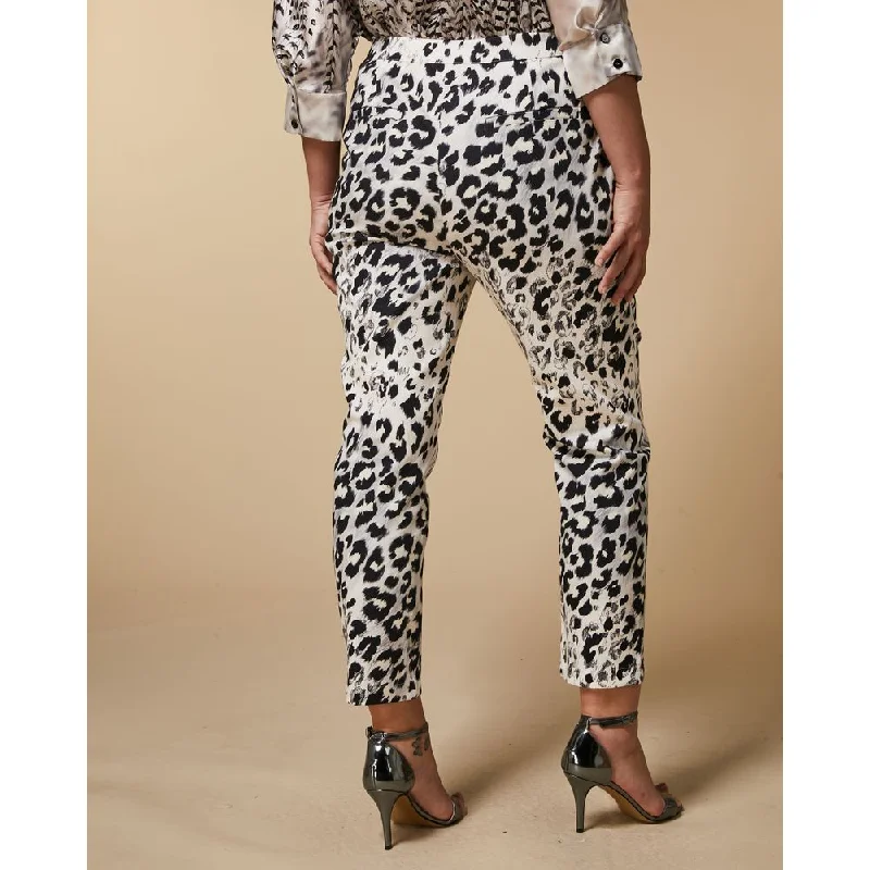 Classic tight trousers for women with smooth fabric and chic, timeless design -RENATA