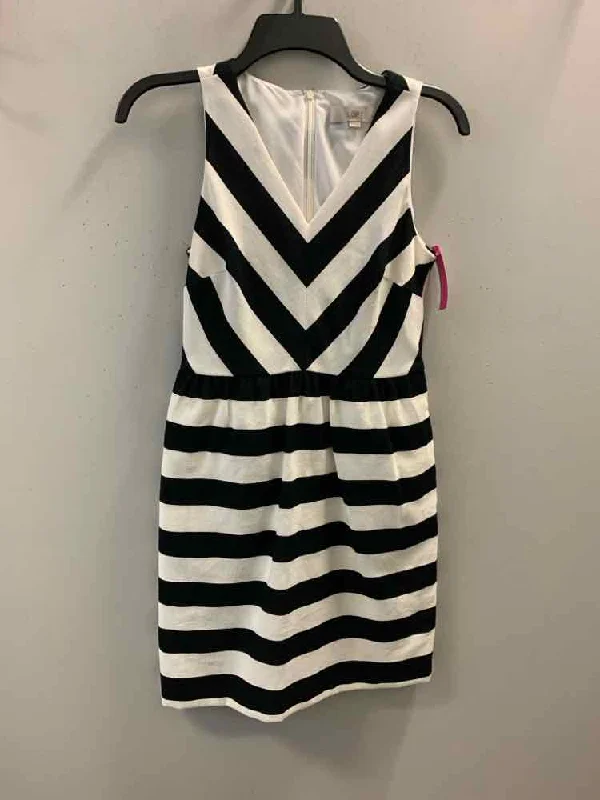 Midi Dresses for Versatile Wear -LOFT Dresses and Skirts Size 2P BLK/WHT Stripe SLEEVELESS Dress