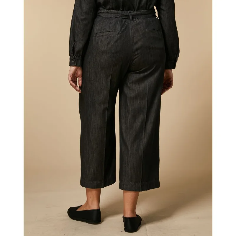 High-waisted tight trousers for women with flare leg and retro aesthetic -IBISCO