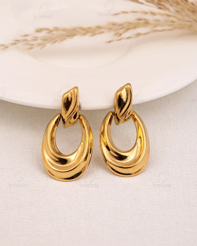 Hoop earrings with open designs for a modern, lighthearted vibe-Celeste Fashionable Dangler