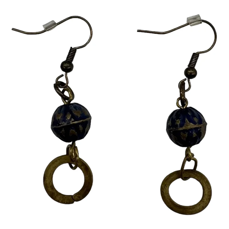 Hoop earrings with a chunky design for a bold and trendy statement-Earrings Dangle/drop Cmf