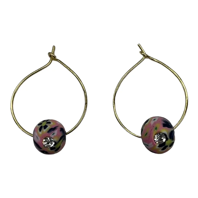 Hoop earrings with twisted metal designs for a dynamic and modern style-Earrings Hoop Cmf