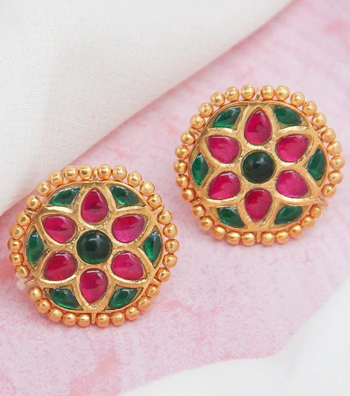 Hoop earrings with removable pendants for a versatile and customizable accessory-Silver Red And Green Kundan  stud