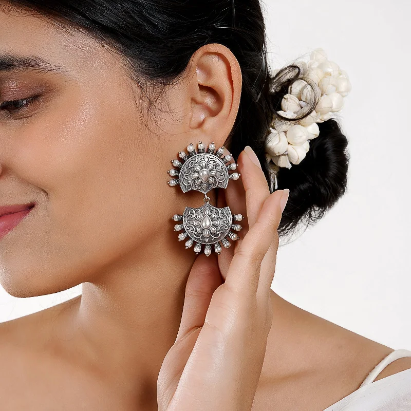 Hoop earrings with abstract wirework for an artistic, unique look-Teejh Reema Silver Oxidised Pearl Earrings